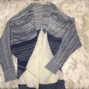 ❗️SOLD❗️Cardigan